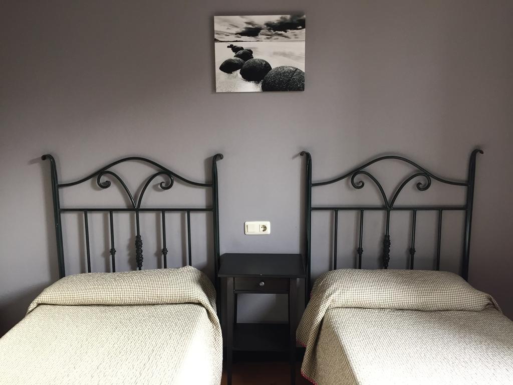 Отель Pension Las Barqueras Льянес Экстерьер фото